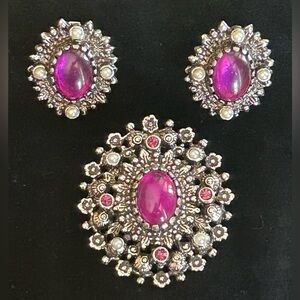 Sarah Coventry Catherine Purple Cabochon Crystal Vintage Brooch and Earring Set